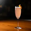 Bellini cocktail made with champagne