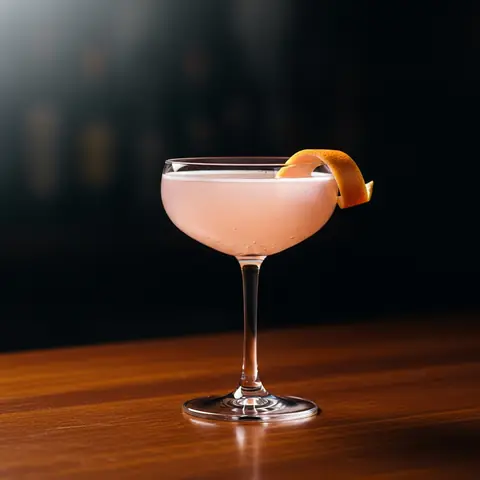 French Blonde cocktail made with gin, served in a coupe